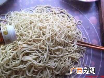热干面做法