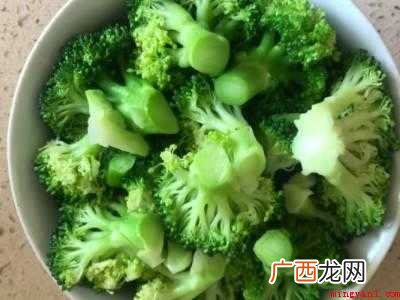 西兰花怎么焯水
