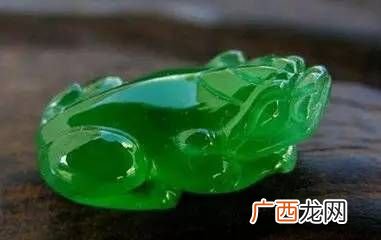 翡翠鉴定方法,翡翠鉴别最简单最直接的方法？