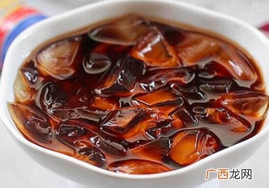 石凉粉和冰粉的营养价值区别 可以做麻汁凉粉 石凉粉和冰粉的区别