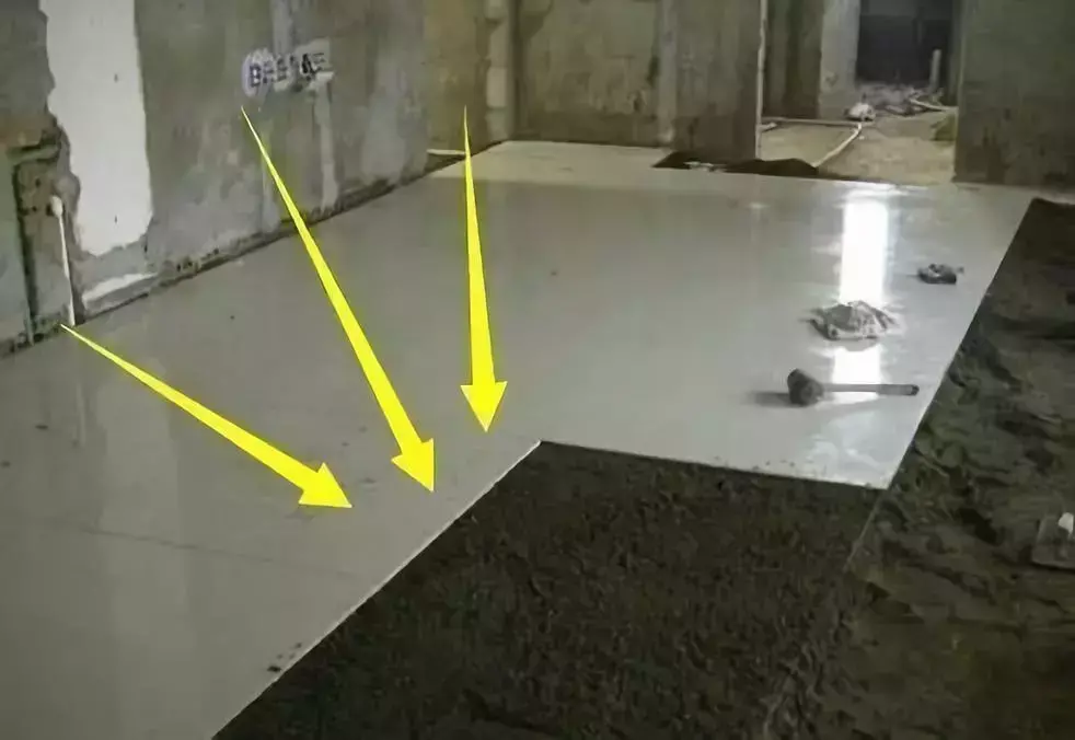 铺地板砖选择哪种方式好 干铺和湿铺的区别简单说明