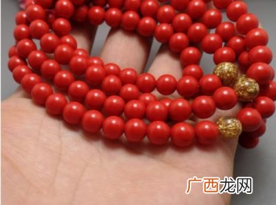 朱砂手串能沾水吗,晶体砂能戴着洗澡吗？