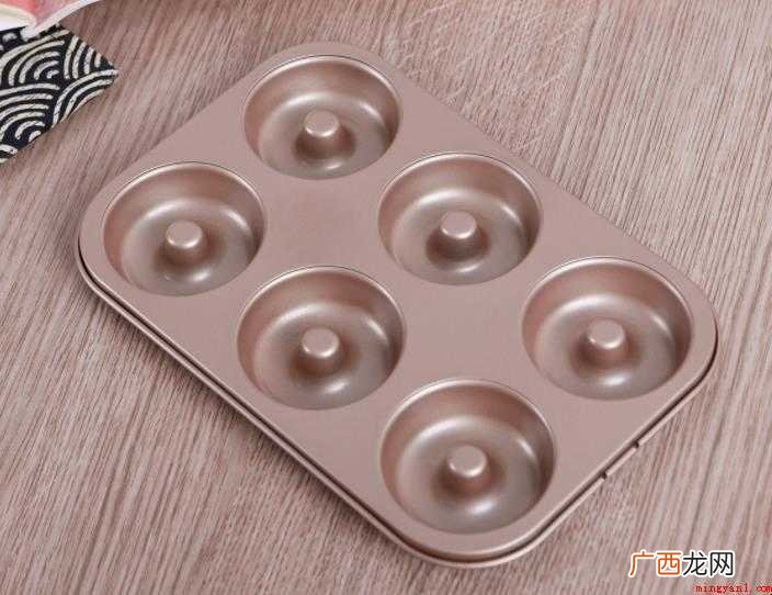 蛋糕模具用什么能代替