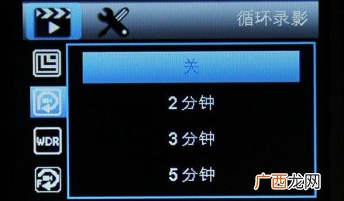 记录仪内存卡满了怎么自动清除,第一现场行车记录仪sd卡满怎么弄？