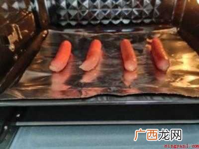烤肠怎么烤