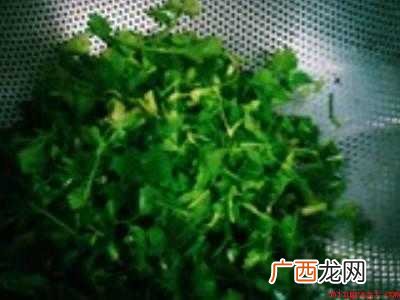 小香芹怎么炒好吃