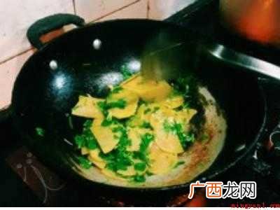 小香芹怎么炒好吃