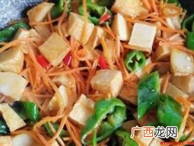 鱼豆腐和啥菜炒好吃