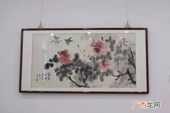 茅檐长扫净无苔的无苔是什么意思,“茅檐长扫静无苔”是什么意思？