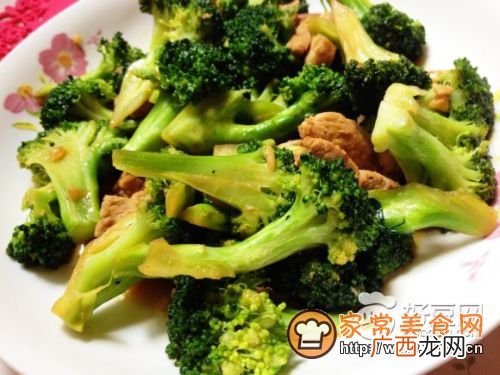 西兰花炒肉的做法,西兰花炒肉的正宗做法？