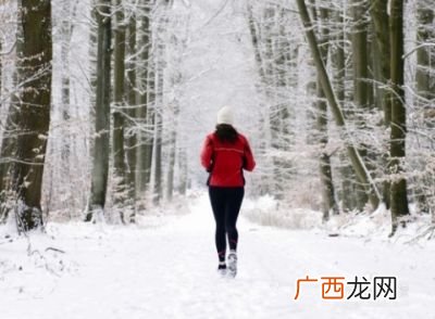 下雪天注意事项,冬季防滑防摔安全知识？