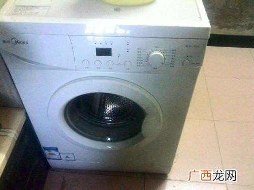 滚筒洗衣机滤网在哪里,滚筒洗衣机底部海绵静音条怎么装？