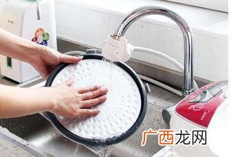 电饭锅煮饭时正确的使用方法,万利达电饭煲怎么蒸米饭？