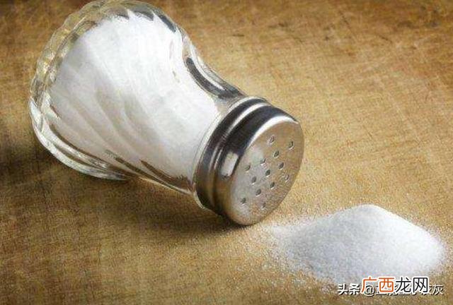 每天食盐摄入量多少,盐油每人每天标准？