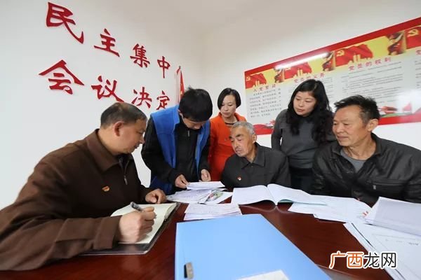 村务监督委员会的作用是什么,一肩挑主要职责？