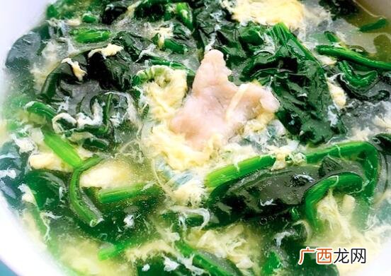 菠菜汤怎么做给宝宝吃 可以把菠菜清洗干净