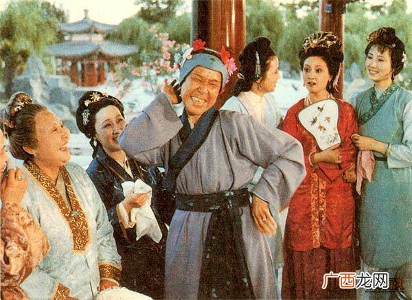 红楼梦中刘姥姥的人物形象,刘姥姥人物外貌特征一百字？