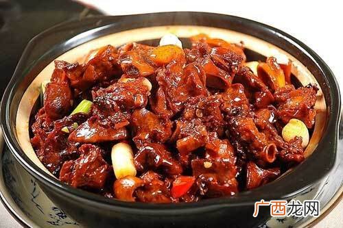 红烧鸭块的做法鸭肉怎么做好吃,红烧鸭子王刚？