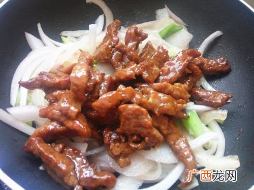 牛柳洋葱做法大全家常,牛肉可以跟洋葱一起炒吗？