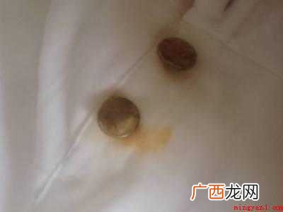 衣服上的铁锈怎么去除