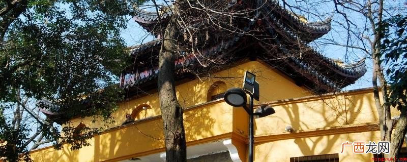 灵岩山海拔是182米。 灵岩山海拔多少米