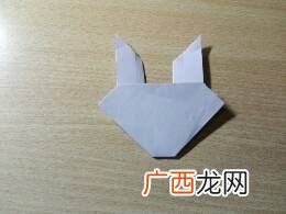 如何用一张纸折兔子,15cm正方形纸怎么折小白兔？