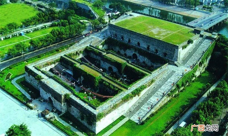 中华门在哪个城市,南京中华门有几个城门？