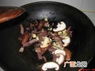 烟熏腊兔肉怎么做好吃