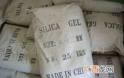 新洗衣板怎么做防潮霉,衣物发霉，暴晒可以去霉吗？