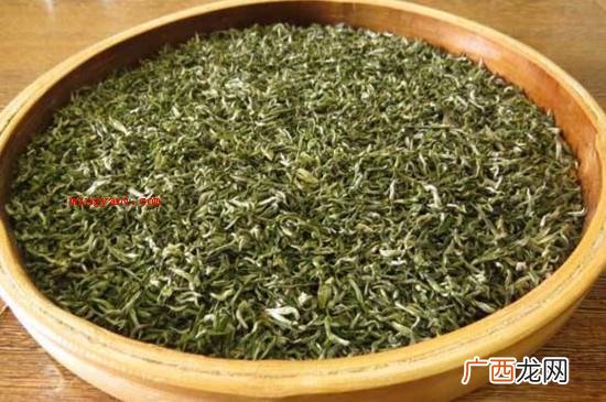毛尖味儿清爽,常常饮用有清新口气的功效,可以降低牙龈肿痛 喝毛尖有什么好处