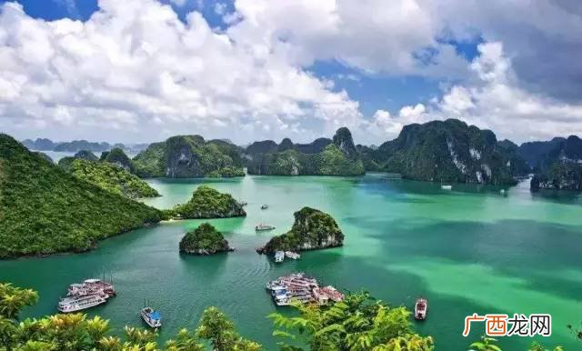 下龙湾是哪个国家,东南亚自然形成的景观？