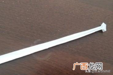 怎么做手工戒指,简单的手工折纸戒指,用钱折纸爱心戒指步骤图解?