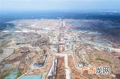 成南达万高铁经达川区哪些乡镇,达州八横八纵是什么？