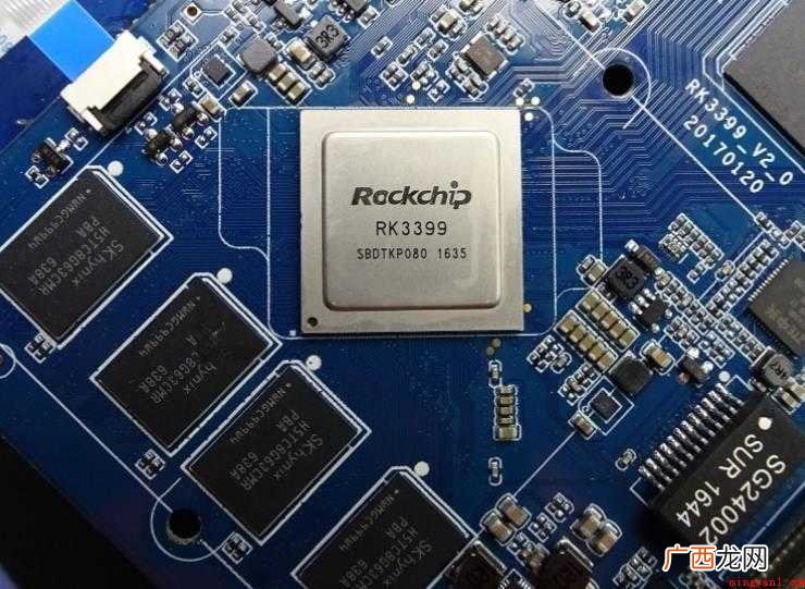 rom与ram的主要区别有哪些