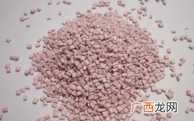 塑料的原料从哪里来,常用的塑料制品主要原料是什么？