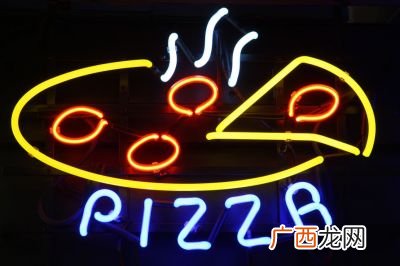 顽皮的近义词是什么,俏皮和调皮的区别？