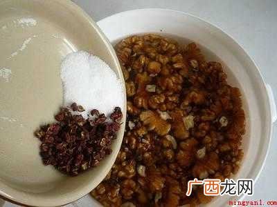 怎样做核桃仁好吃又简单