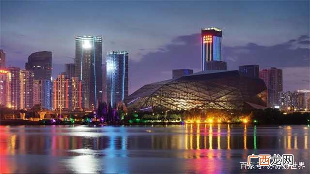 中国直飞美国哪些城市,中国货物用海运到美国大概多久时间?运费关税方面是如何计算? 还有空运是如何计算？