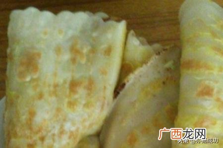 如何摊鸡蛋饼,路边鸡蛋饼面糊怎么调？