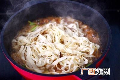 干面和湿面区别,面条干与湿的区别？