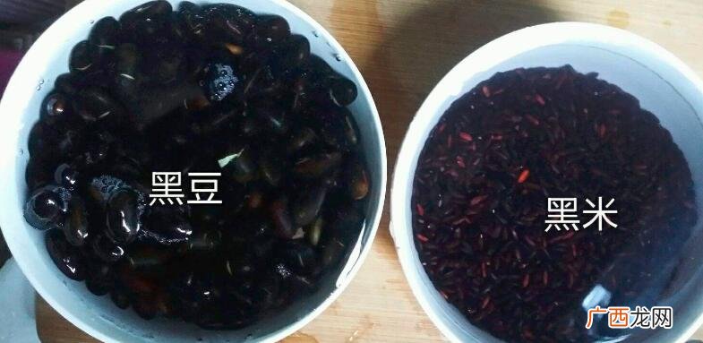 黑米和黑豆的吃法区别 黑豆和黑米那么名贵 黑米和黑豆的区别