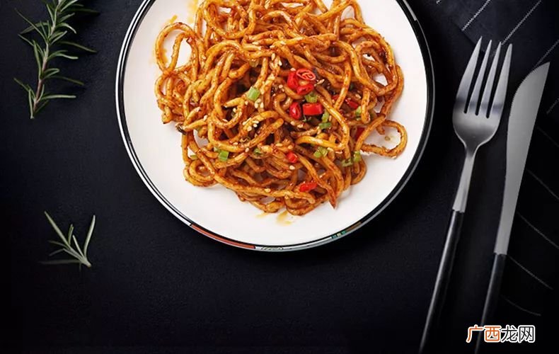曹超饿了干拌面怎么吃,亳州元旦特色美食？