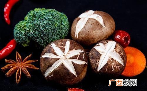香菇泡多久有毒,干香菇不泡发有毒吗?