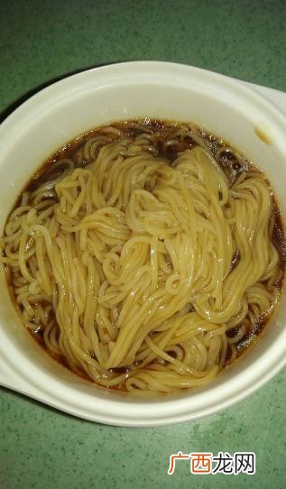 蒜面条怎么做好吃,蒜面条最经典的做法？