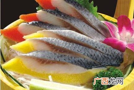 希鲮鱼是怎样合成的,带鱼籽的刺身是什么鱼？