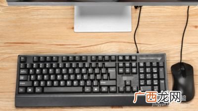 电脑键盘不能用了怎么回事,键盘无法打字，控制了电脑程序？