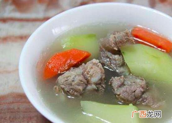 青木瓜汤怎么做好吃 准备盐,排骨以及