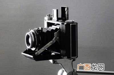 经纬度相机怎么用,手机拍照怎么显示经纬度和时间？