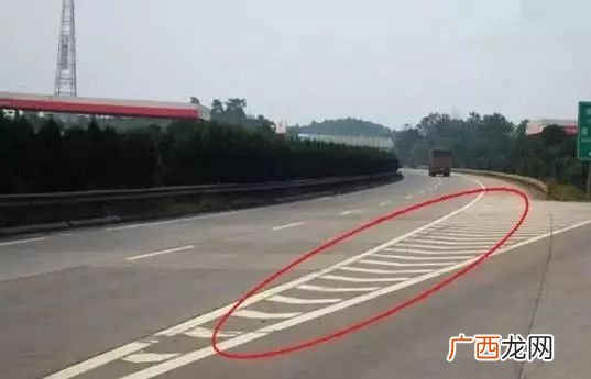 什么样的导流线可以压,掉头缺口处导流线可以压吗？