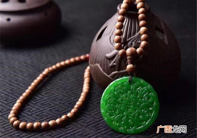 好的干青种翡翠值钱吗 干青翡翠与翡翠怎么区分图片